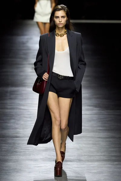 Look 1